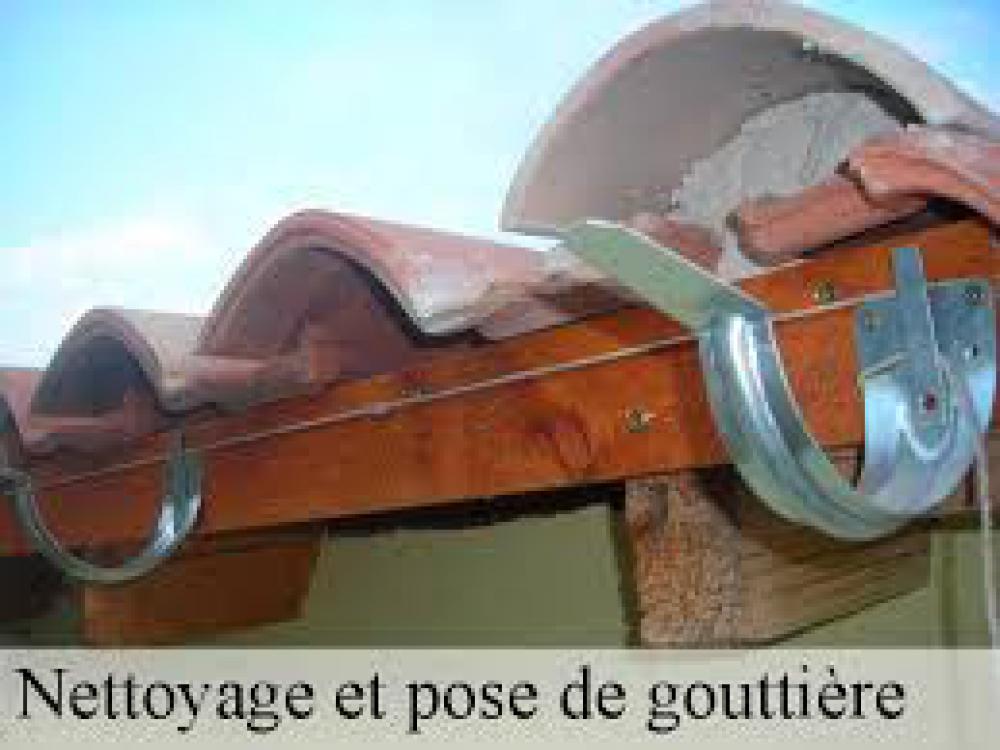 Pose et nettoyage de gouttière